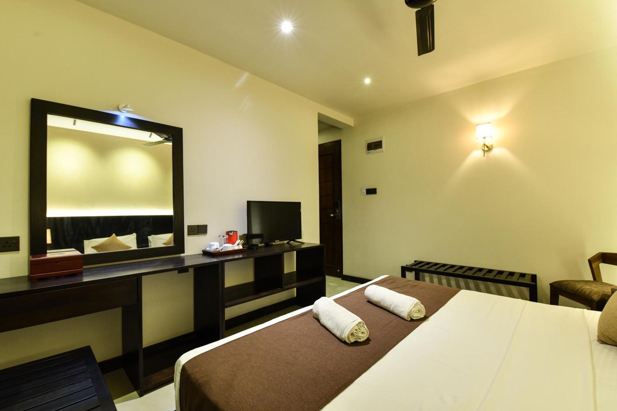 Hiriketiya Beach Resort 迪克韦勒 外观 照片