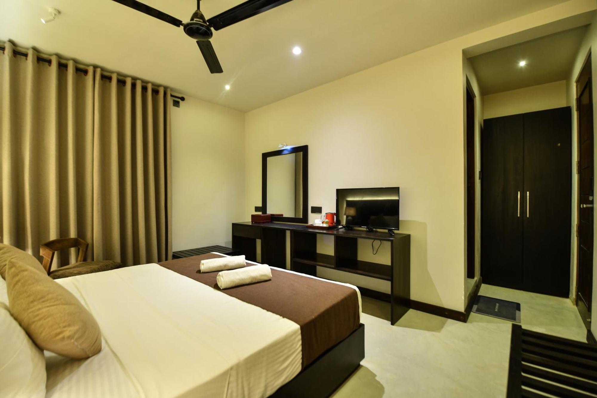 Hiriketiya Beach Resort 迪克韦勒 外观 照片