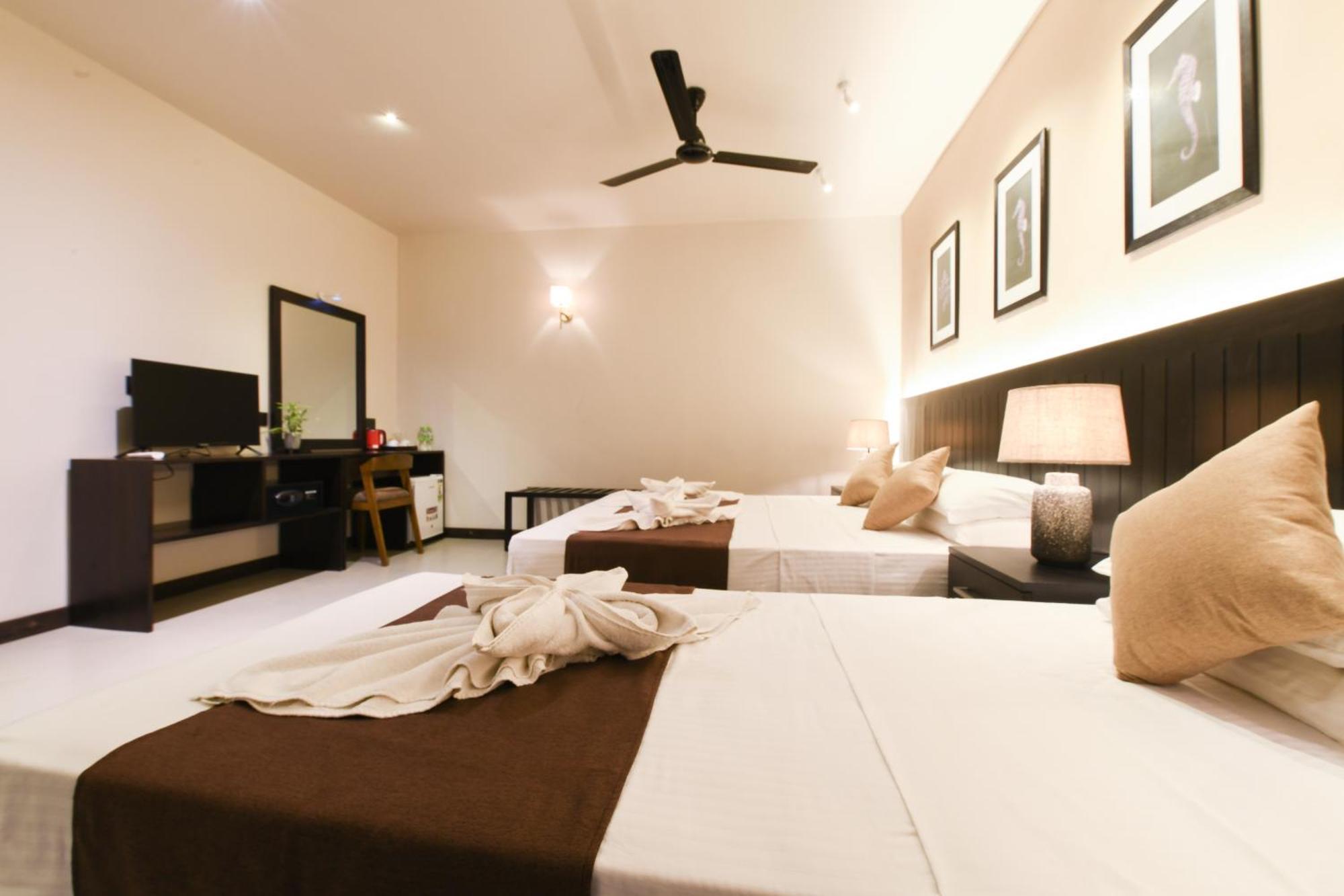 Hiriketiya Beach Resort 迪克韦勒 外观 照片